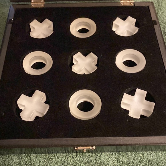 Fifth Avenue Crystal 10 pc. Tic Tac Tor Set in original box. - Picture 3 of 5